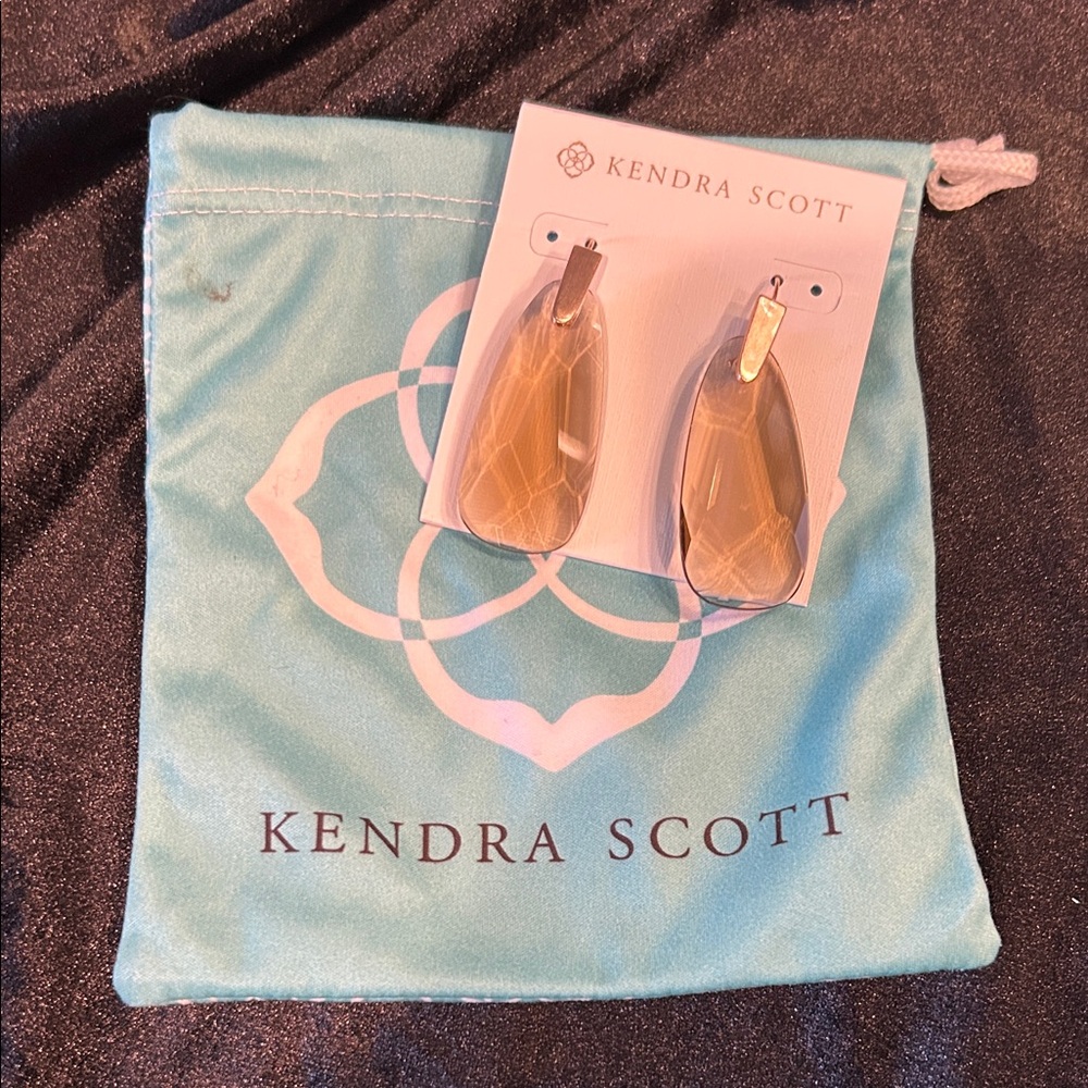 Kendra Scott Tan Drop Earrings